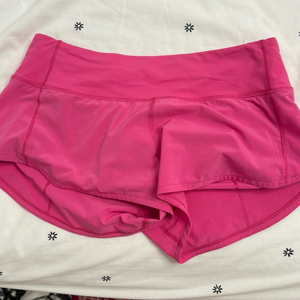 lululemon speed up 2.5 inch sonic pink shorts